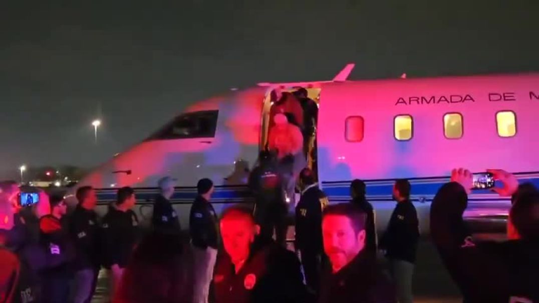 Breaking in New York: 🚨 As I stated from an earlier post, Mexican cartel leader Rafael Caro Quintero has officially landed in New York now.
