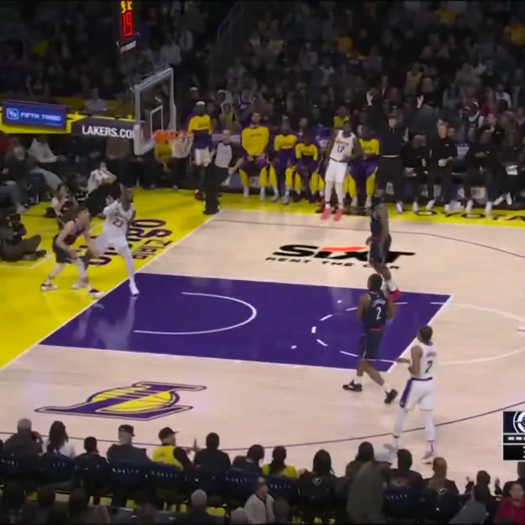 LUKA TD PASS TO LEBRON 🔥