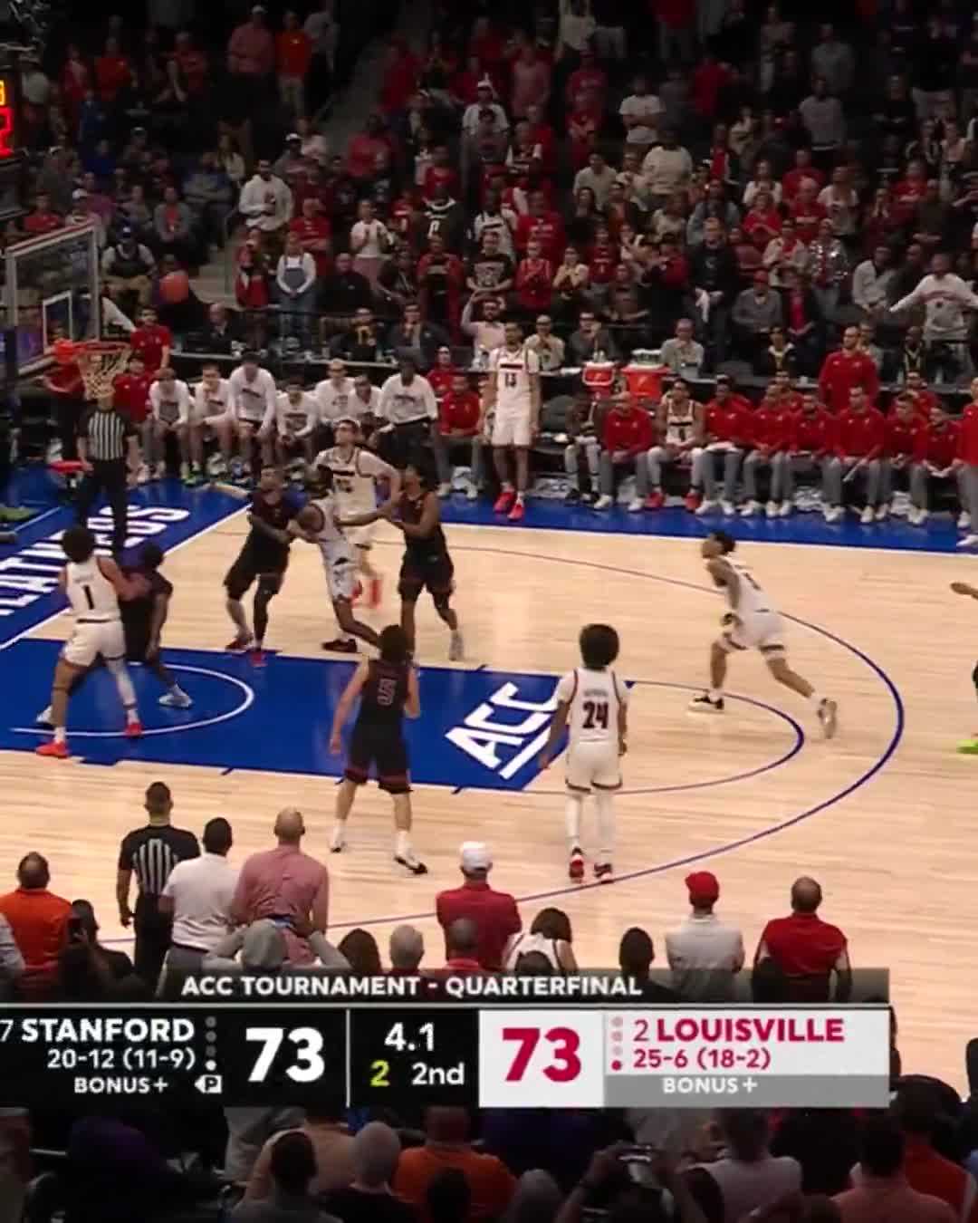 LOUISVILLE WINS IT AT THE BUZZER 😱   THE CARDINALS ARE HEADED TO THE SEMIS!! @LouisvilleMBB