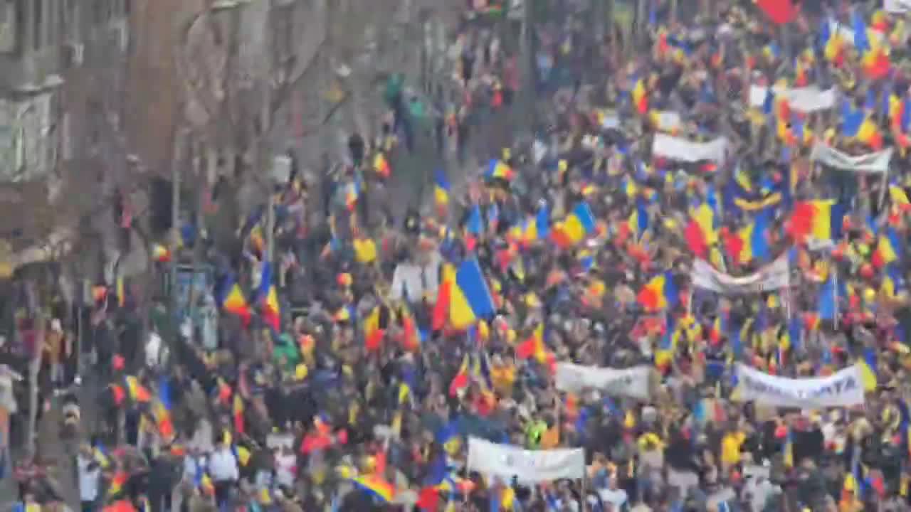 Puterea poporului!  Power to the People!!  Romania 🇷🇴   Jos tirania! trăiască poporul!