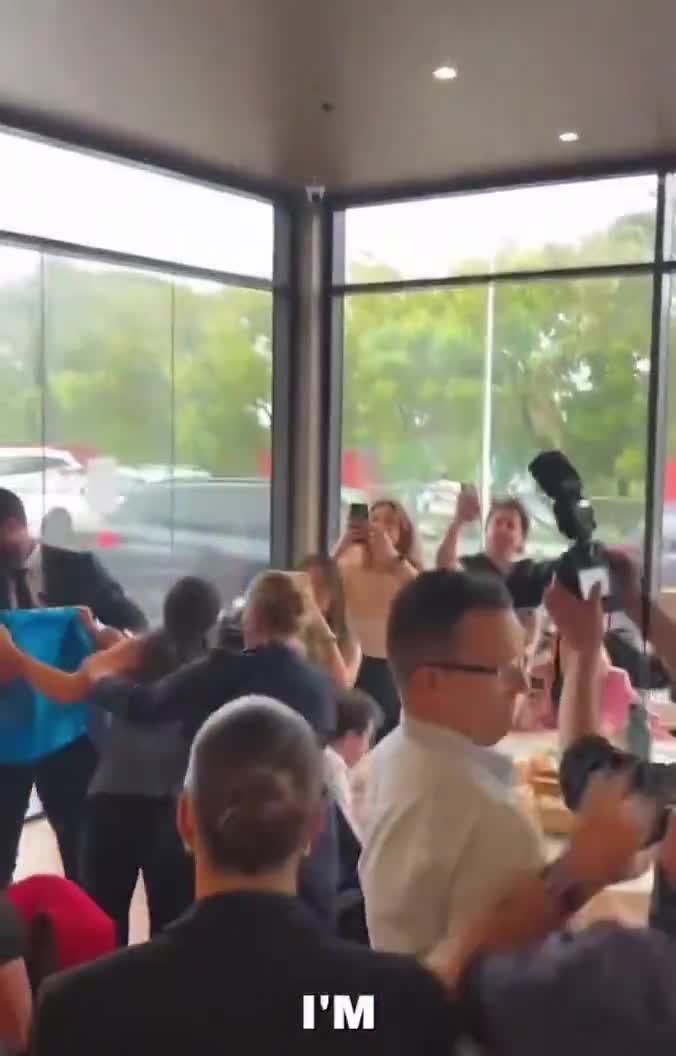 Protester disrupts Peter Dutton event at a Chinese restaurant in Brisbane on day one of the election campaign