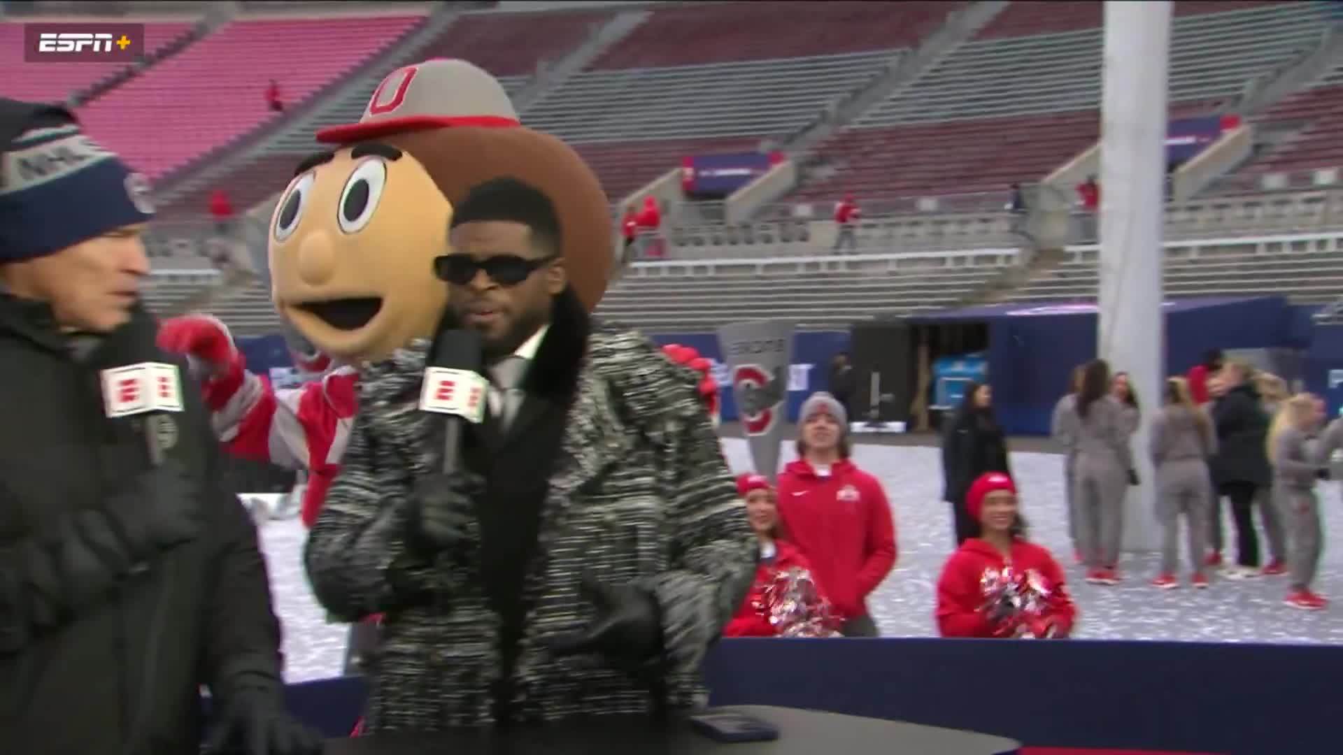 Brutus crashes the set 😆   📺 Stadium Series | 6 PM ET on ESPN, ESPN+, Disney+