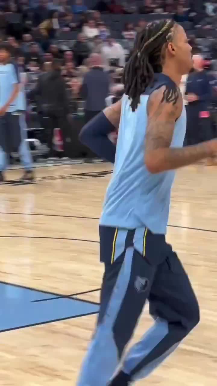 Ja Morant is back from injury and just in time for SGA's visit to Memphis 🍿   Thunder-Grizzlies, LIVE on ESPN 📺