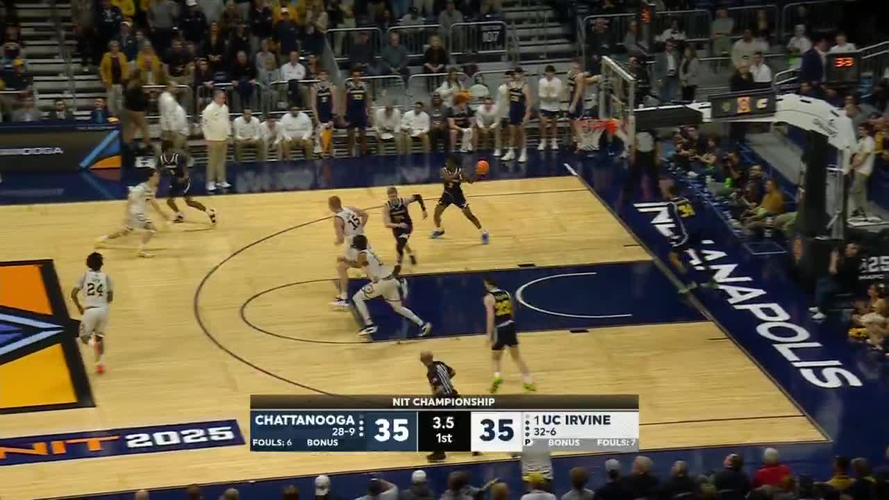 CHATTANOOGA FROM HALF-COURT AT THE HALFTIME BUZZER 🔥   Terrell Owens was loving it 👏