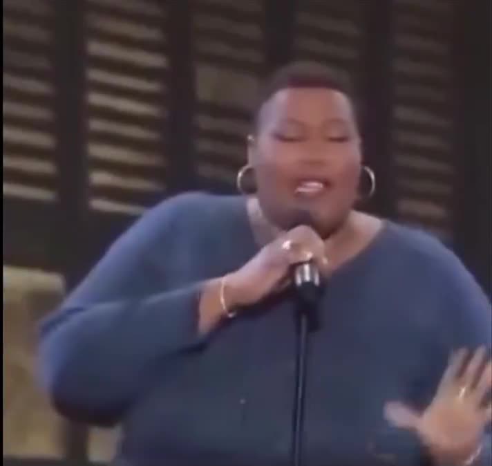 She had the entire crowd on their feet within one minute of her standup
