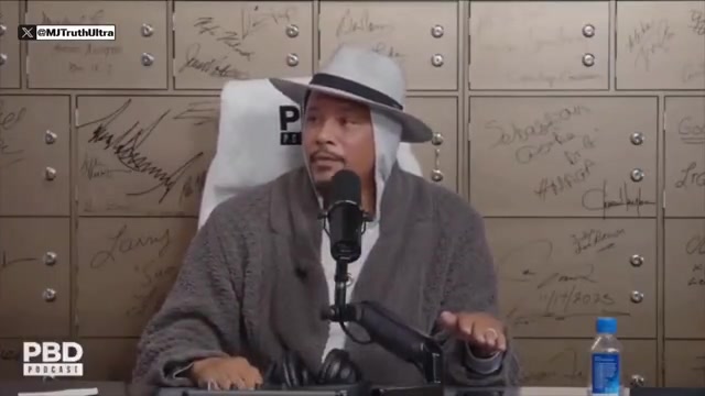 Terrance Howard on Diddy  Everybody who went to Diddy Parties lost their man card.
