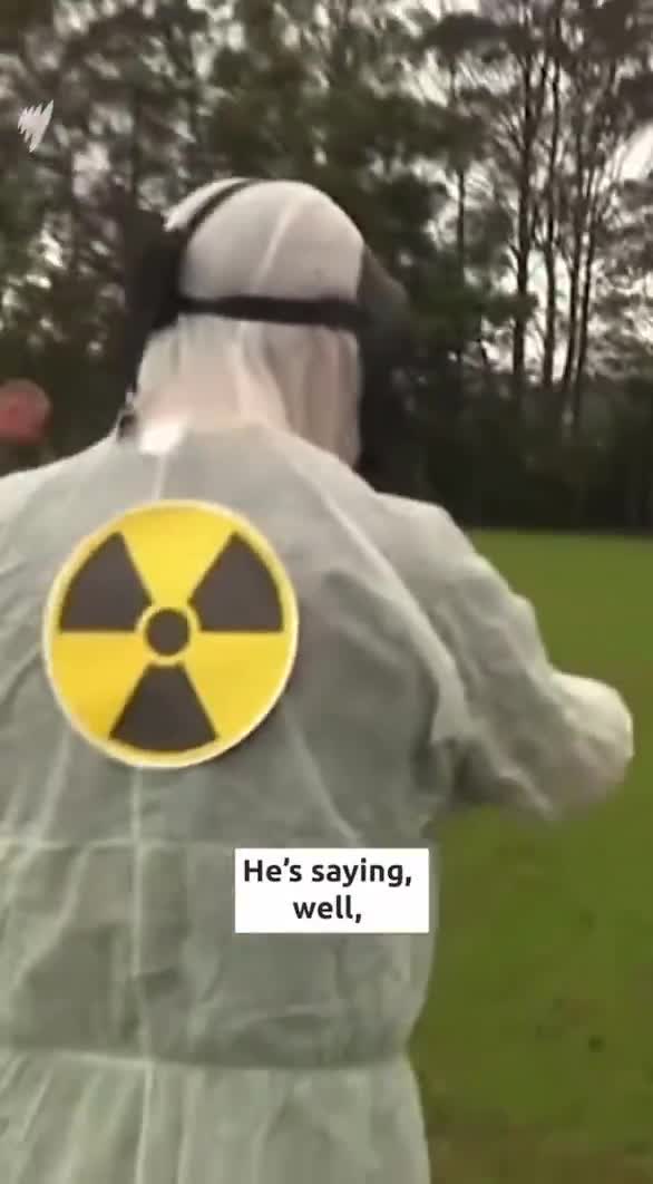 Anti-nuclear protesters crash Peter Dutton’s election campaign event in Gilmore, NSW