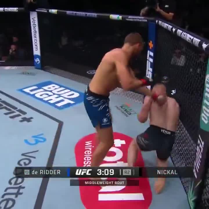 REINIER DE RIDDER KNOCKS OUT BO NICKAL TO HAND HIM HIS FIRST MMA LOSS 😱 #UFCDESMOINES