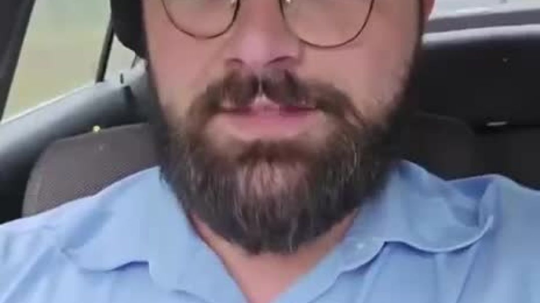 This man is publicly encouraging his followers to commit acts of violence against ICE agents.