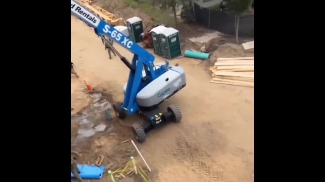 🚨 Huge ICE Raid at FSU Construction Site Arrests 100+ Illegal Aliens