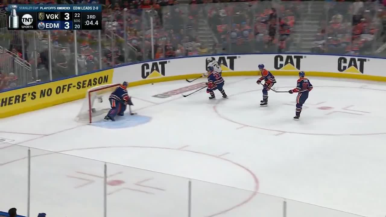 WILD ENDING IN EDMONTON 😱   VEGAS WINS GAME 3 AT THE BUZZER 🤯