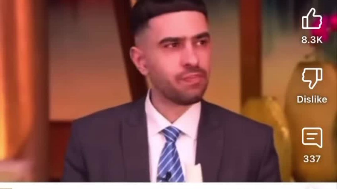 I love this guy! 🤣🤣🤣, those dimwits are such bimbos