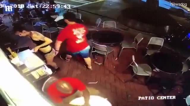Waitress defends herself against customer who touched her inappropriately