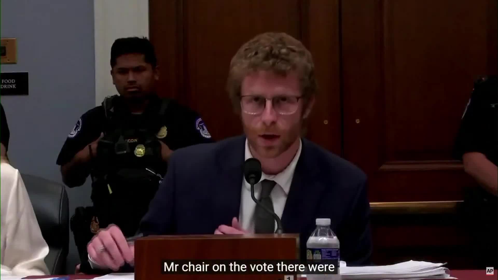 🚨🚨The House Budget Committee has passed the Republicans' reconciliation package 17-16, with 4 GOP present votes.   The One Big Beautiful Bill advances but the budget hawks are still as...