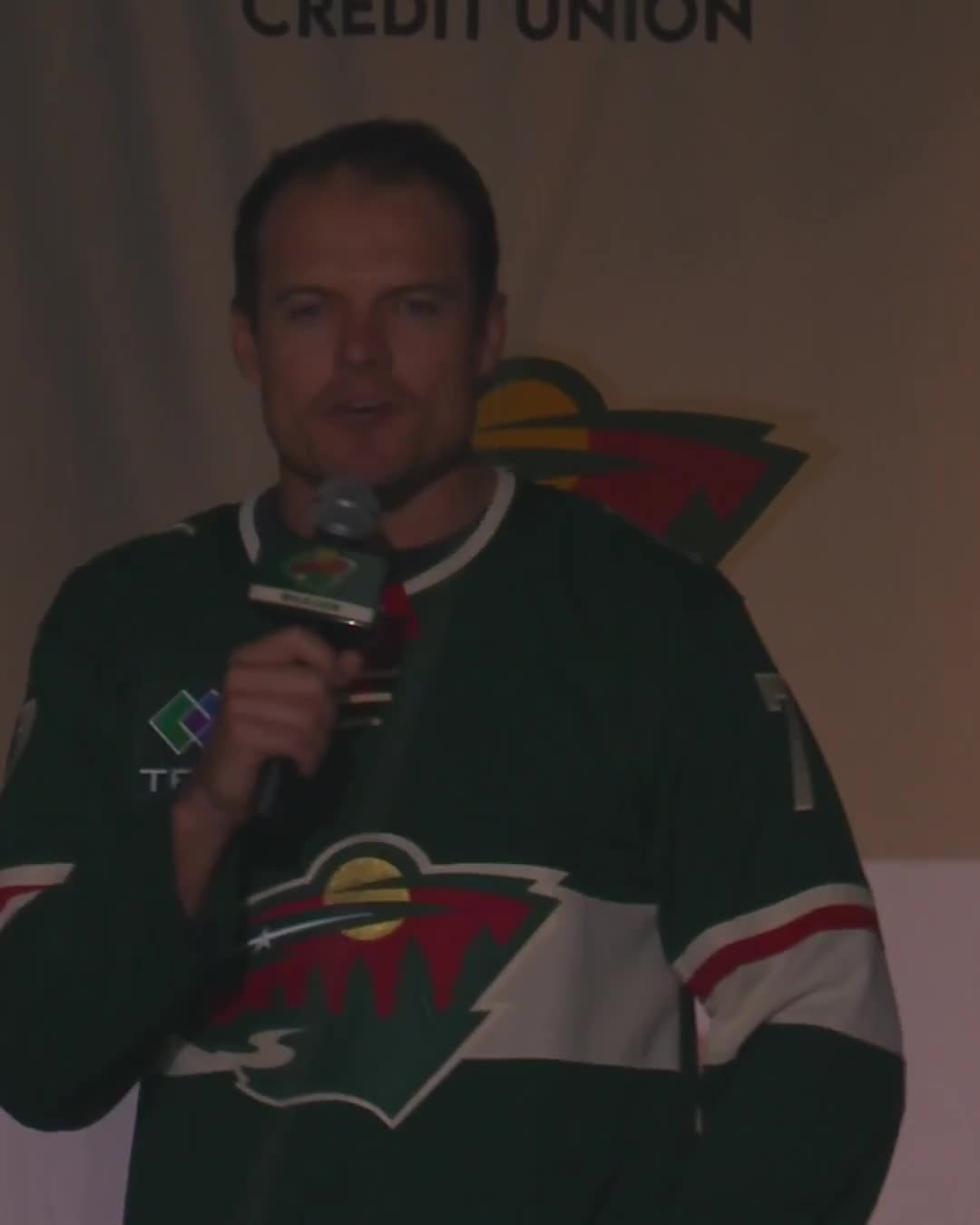 Kevin O'Connell getting the Minnesota crowd hype for Game 6 🗣️  📺 Golden Knights vs. Wild on ESPN now 👀