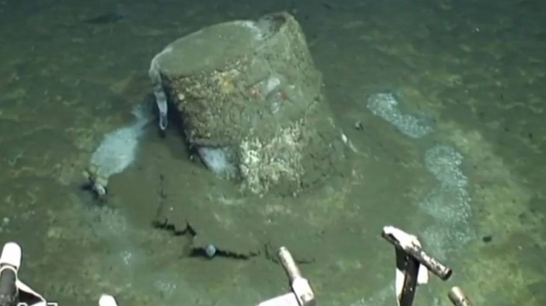 There is Half a million barrels of toxic waste (DDT) that was Dumped just miles from California's coastline — And it’s currently Leaking into the Ocean