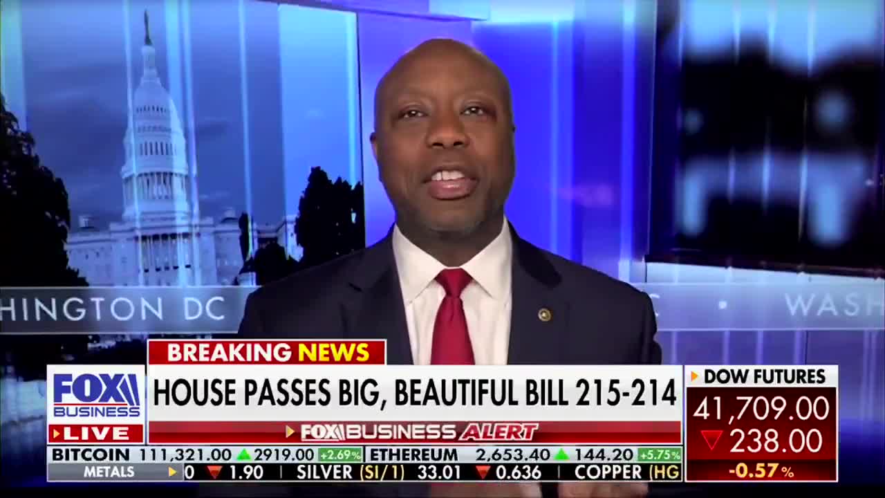 🇺🇸SEN TIM SCOTT: TAX CUTS, ENERGY, AND TRUMP’S PROMISES ON TRACK  “The promises that President Trump made on the campaign trail will be the promises that the Senate Republicans wil...