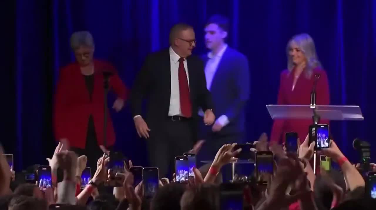 Anthony Albanese wins the Australian federal election 2025