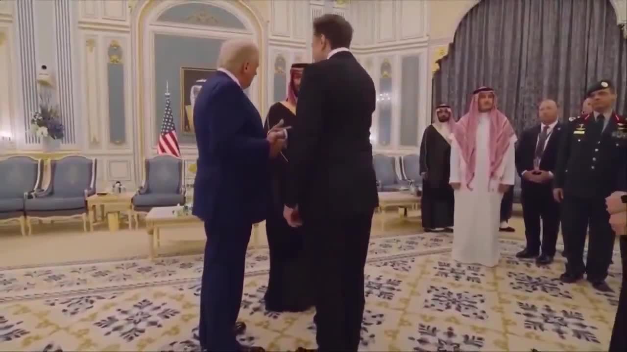 Elon Musk and President Trump greet Crown Prince Mohammed bin Salman in Saudi Arabia