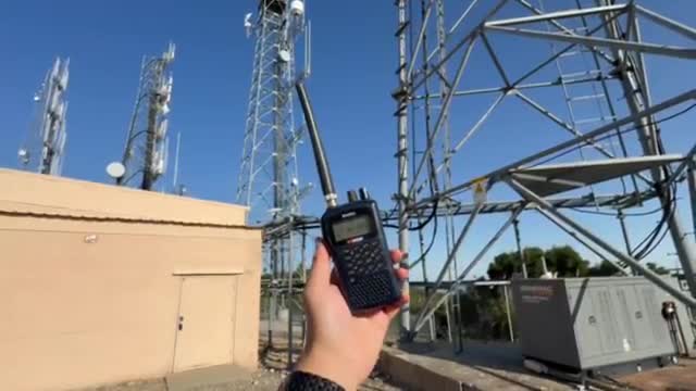 The National Weather Service @NWS is collaborating with DOGE to modernize its nationwide Weather Radio system. Of their 1033 transmitter sites, ~380 still rely on copper lines from the 1960s...