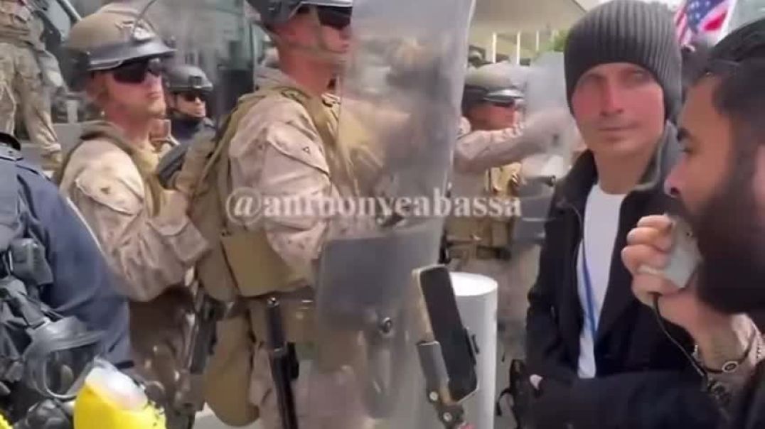 US Marines standing side by side with Police in Los Angeles today…  Get used to this sight, blue cities.