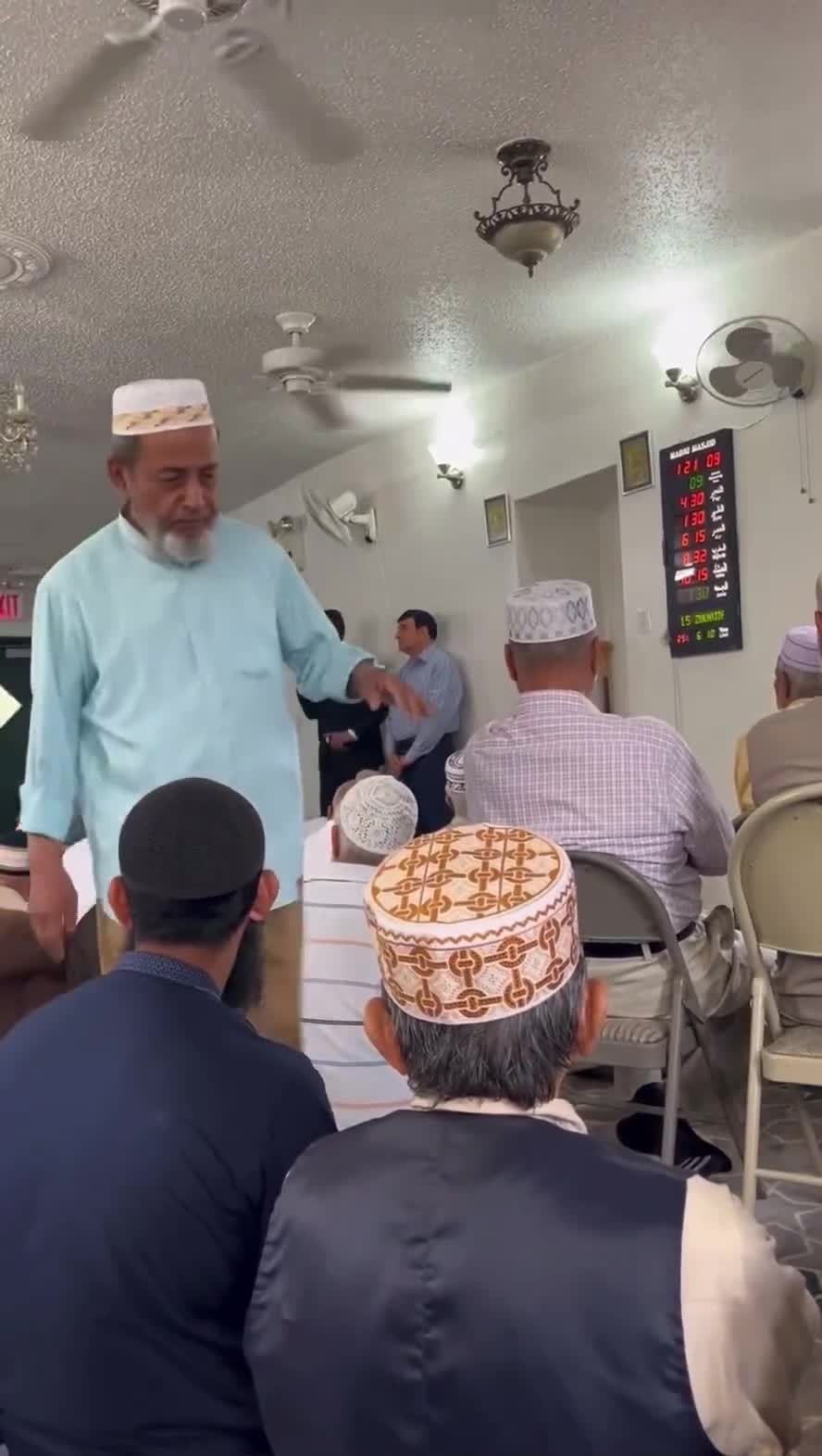Islamic socialist Zohran Mamdani is now in 1st place in the NY mayoral election. NY is fcked.