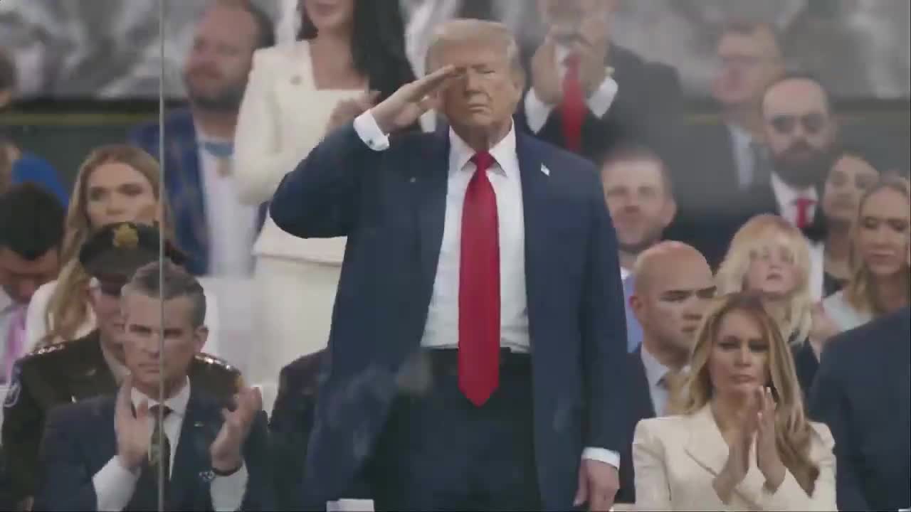 Powerful image.  🇺🇸🫡