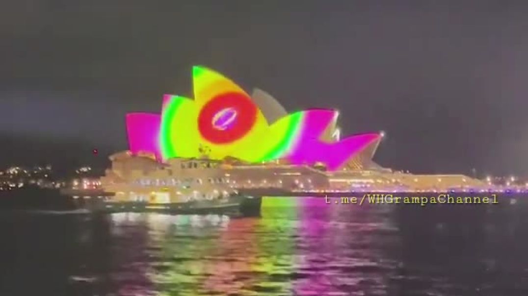 Q at Sydney Opera house, Australia 🇦🇺  Imagine that ...