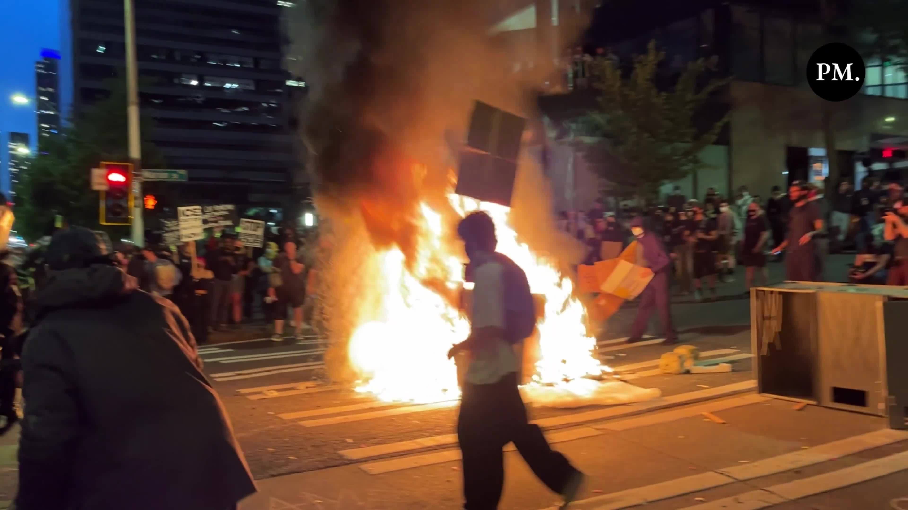 Things are heating up in Seattle. Send in the National Guard.