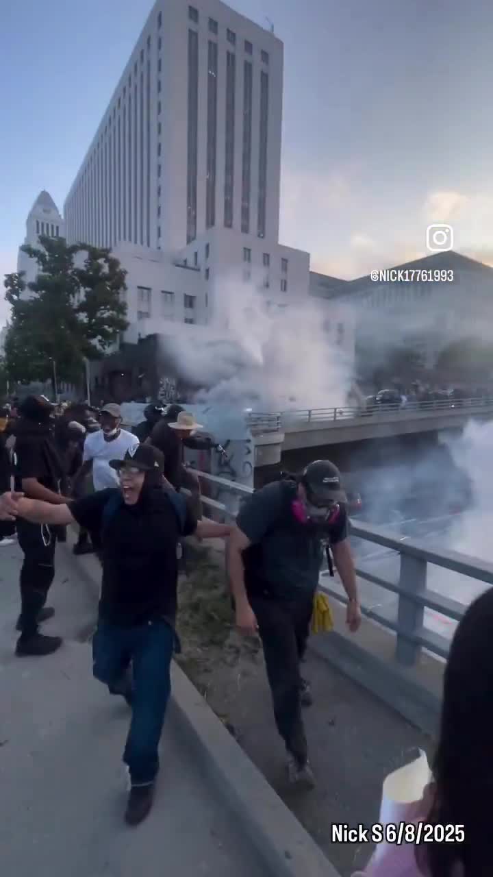 Foreign invaders attacking our police in the open in broad daylight. Where the f*ck is @FBI?!