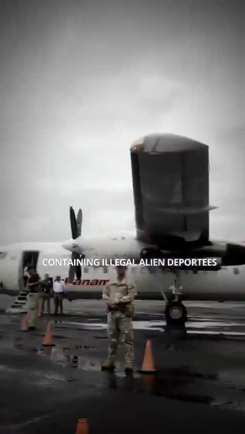 🚨🇺🇸 DHS: DEPORT NOW, SAVE LATER - U.S. SENDING CRIMINAL MIGRANTS HOME FROM PANAMA  @Sec_Noem just watched a U.S.-funded flight deport convicted criminals -  including drug trafficke...
