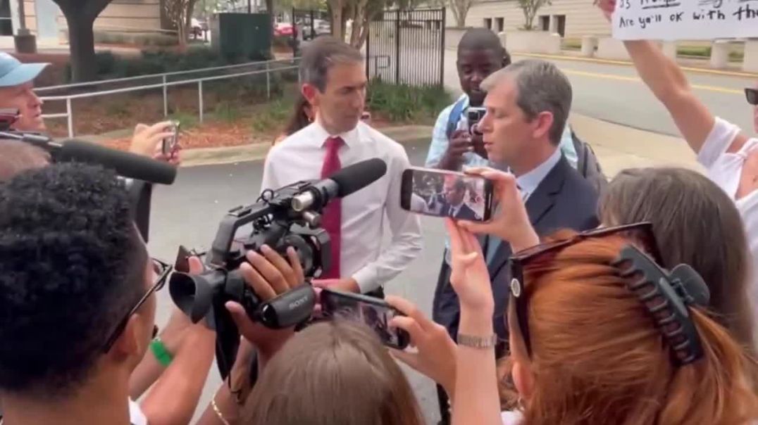 Part 3: Ghislaine Maxwell’s Attorney:  She was asked about maybe 100 different people.. and she answered questions about EVERYBODY.