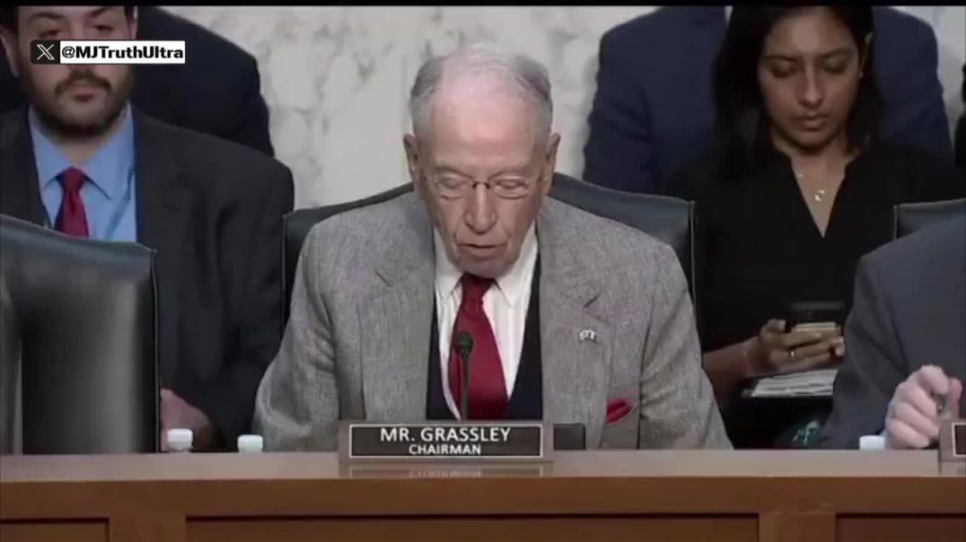 Chuck Grassley says he’s offended by what President Trump said about him and other senate republicans..  🌽🌽🌽🌽
