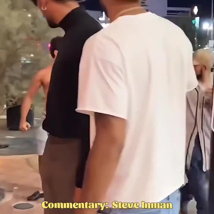 He showed no mercy and swept his own leg.