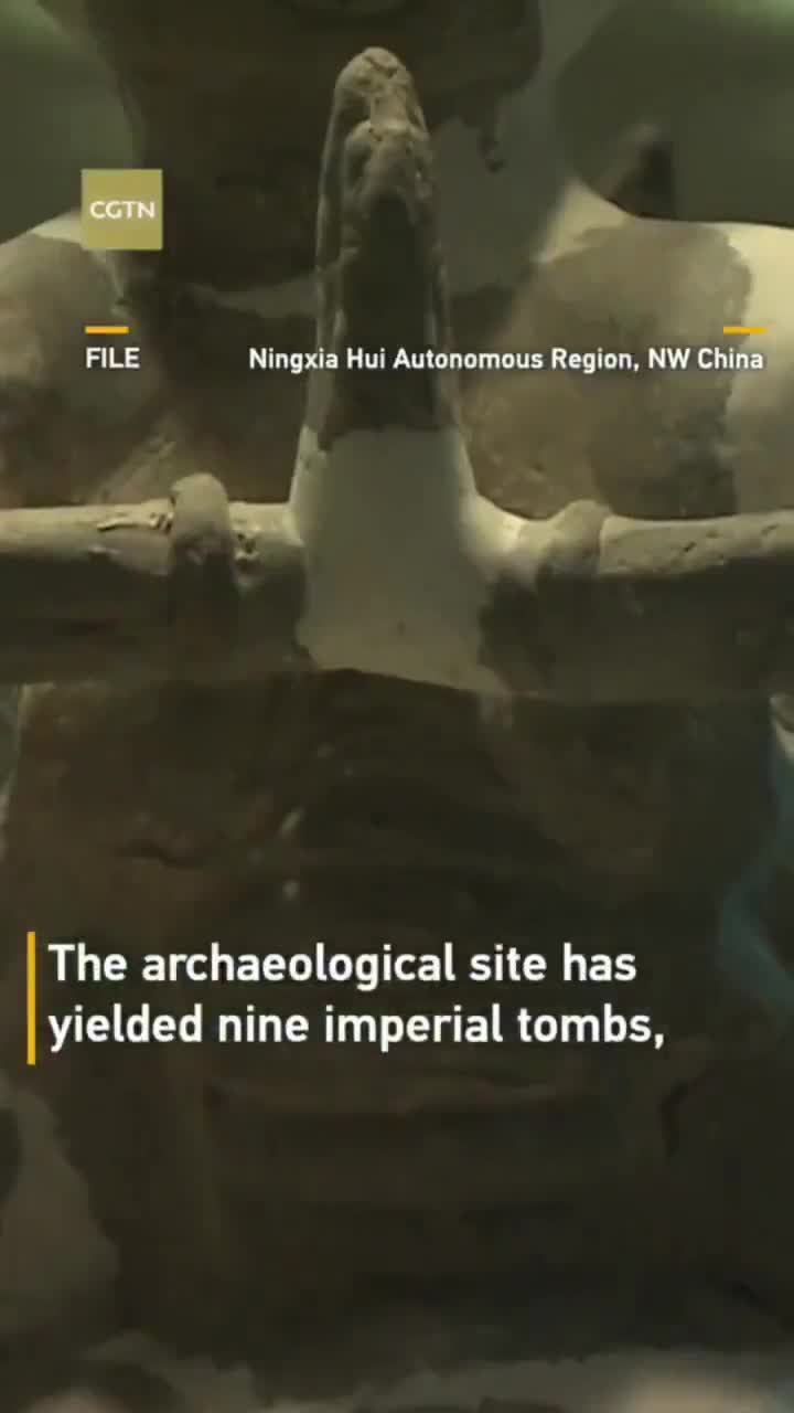 🚨🇨🇳 CHINA’S “PYRAMIDS OF THE EAST” WERE BUILT TO LAST - AND TO DRAIN  The Xixia Imperial Tombs, built nearly 1,000 years ago by the Western Xia dynasty, are massive pyramid-sh...