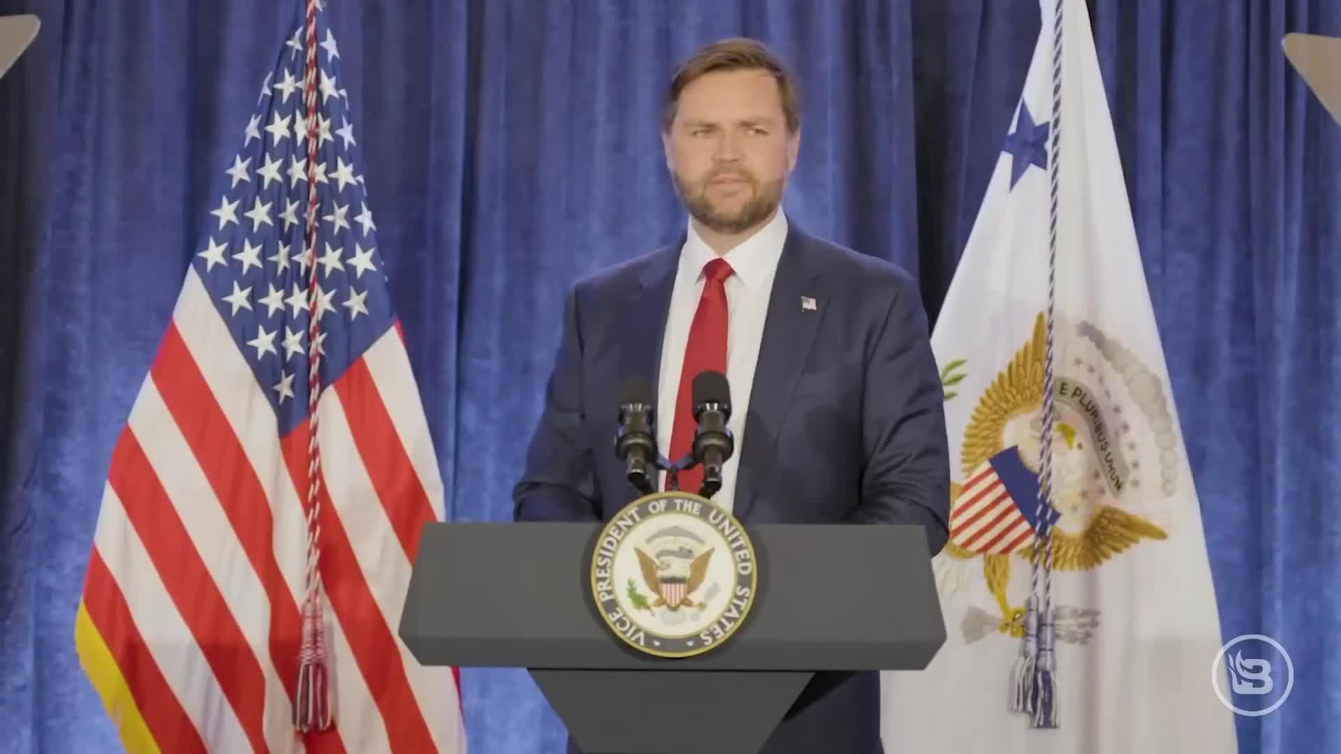 WATCH Vice President JD Vance absolutely TORCH the next likely Mayor of NYC for disrespecting America on our Independence Day:  “Mamdani's family fled violent racial hatred only for him to...