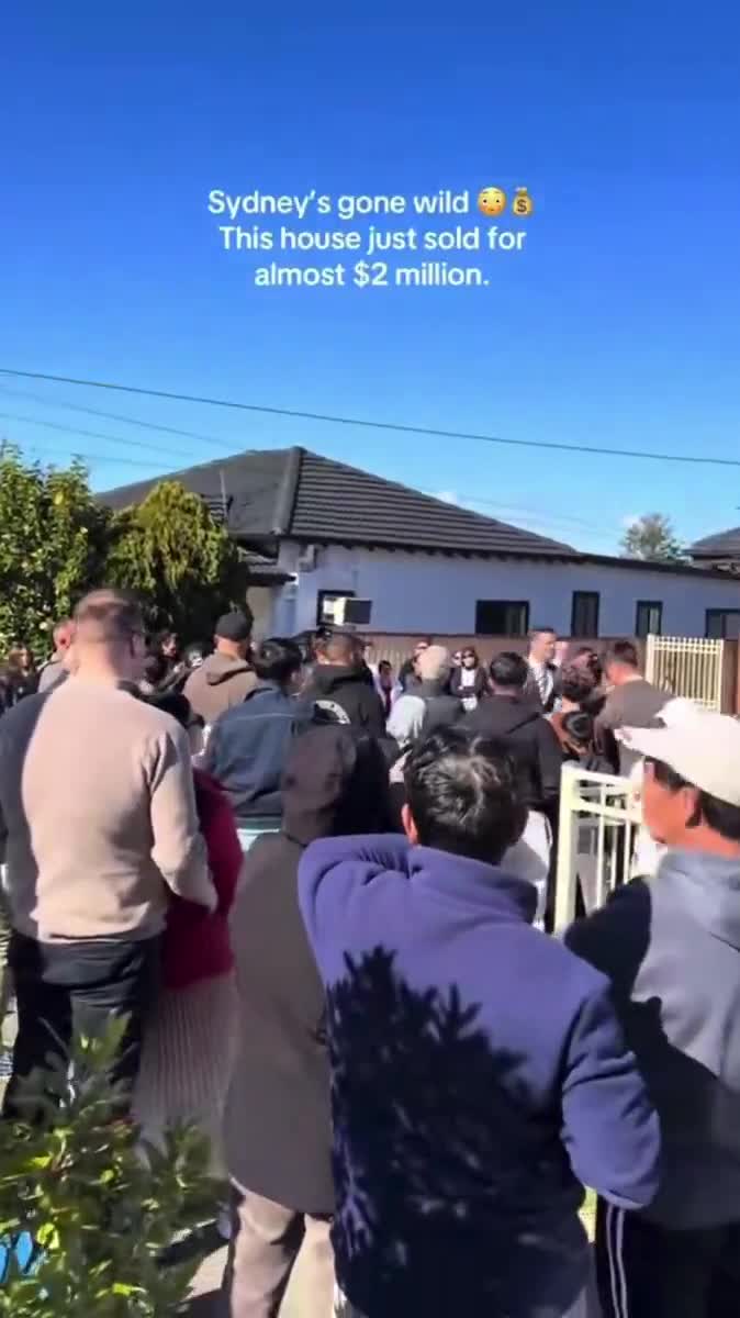 4-bedroom home in Merrylands sold at auction for $1.9 million