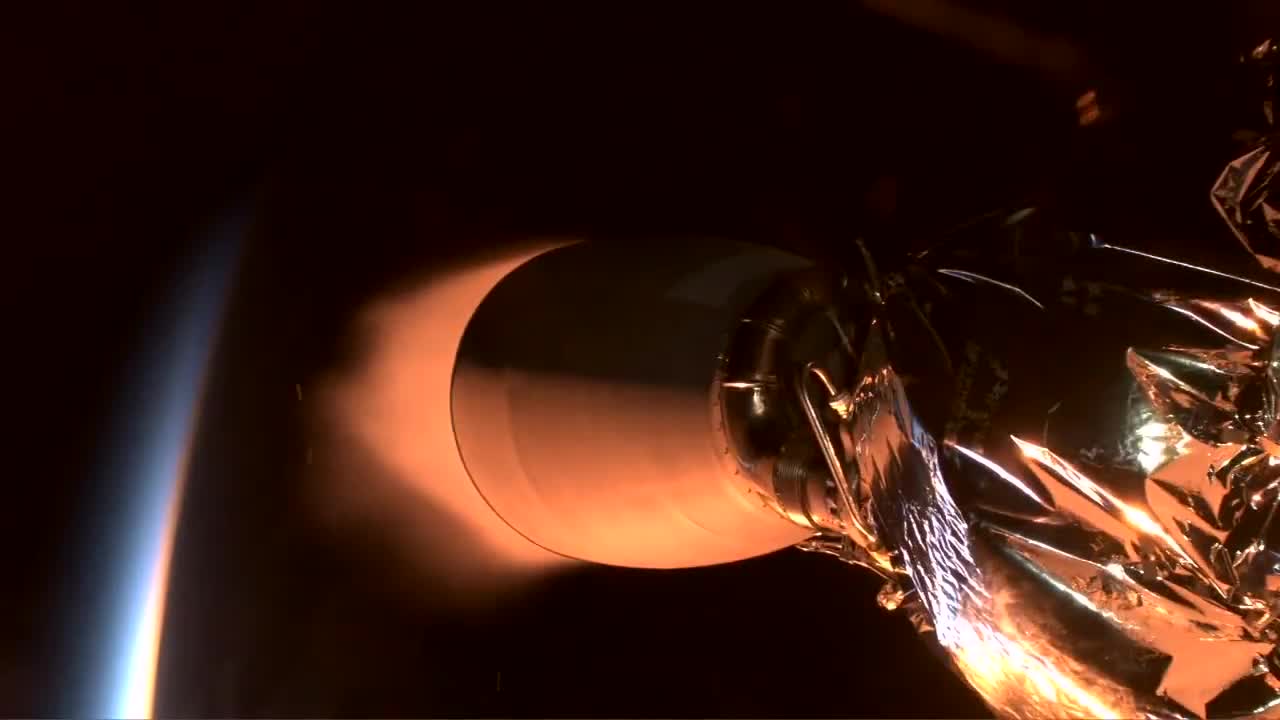 Falcon 9 launches 24 @Starlink satellites from California