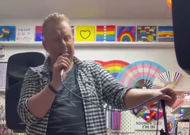 BREAKING: Stephen Ireland, founder of an LGBTQ+ pride organization, sentenced to 30 years in prison for r*ping a 12-year-old boy