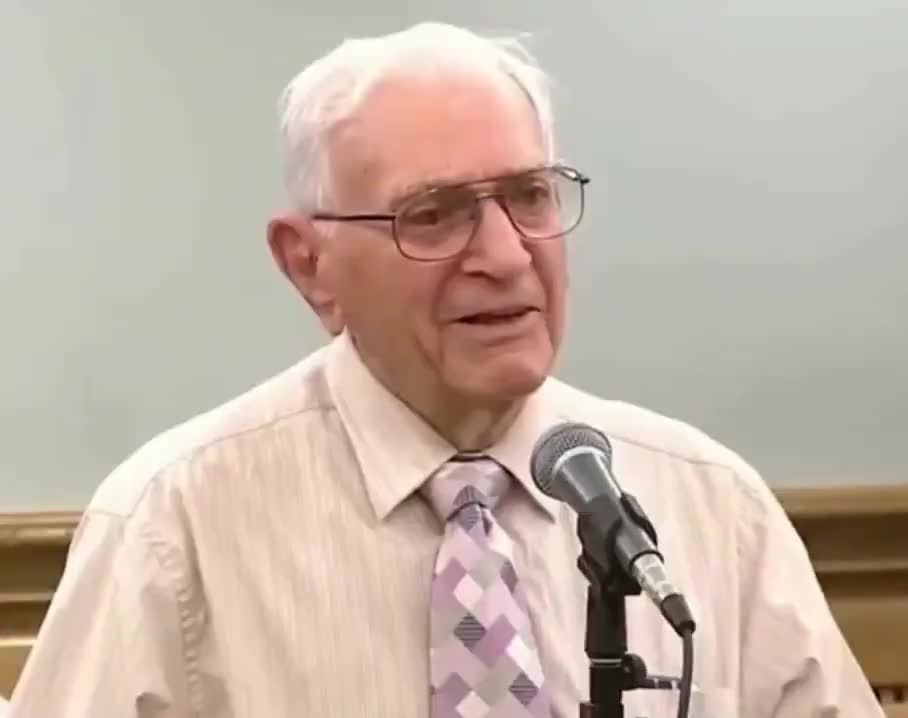 100-year-old WW2 veteran has his first ever speeding fine waived by kind judge