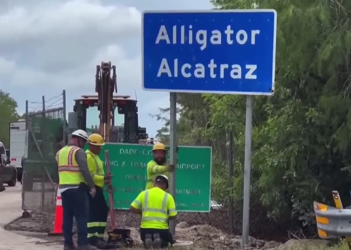 Alligator Alcatraz road signs go up in FL