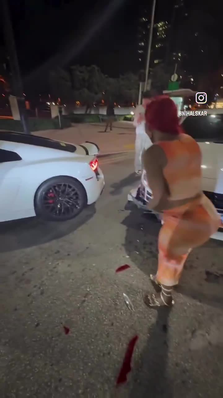 She apologized, then blamed them lol