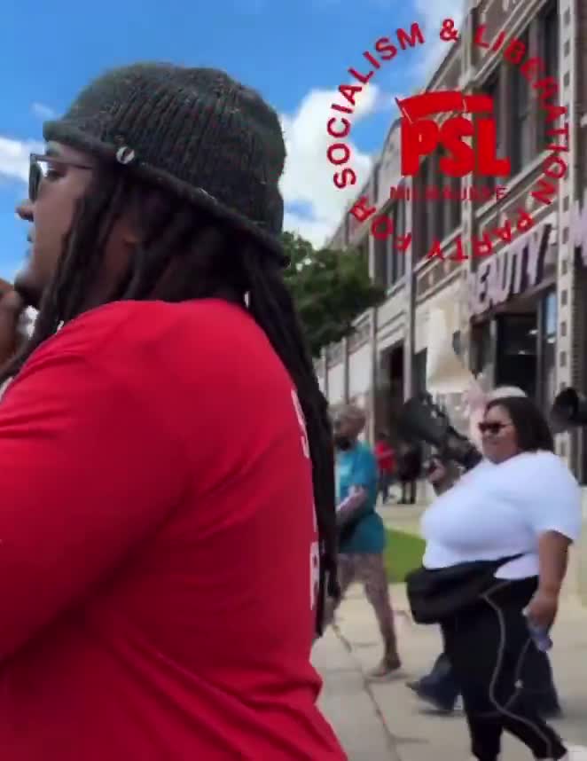 Milwaukee protests Krogers for shutting in a black area with crime: