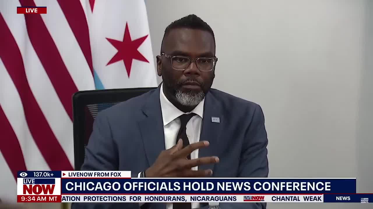 Mayor of Chicago Brandon Johnson: “Our local police department will not ever cooperate with ICE”
