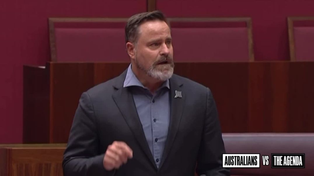 IT’S BACK Australia 🇦🇺   Greens Senator Peter Stuart Whish-Wilson has condemned those spreading climate change misinformation, citing the World Economic Forum's Global Risk Report, which identifi