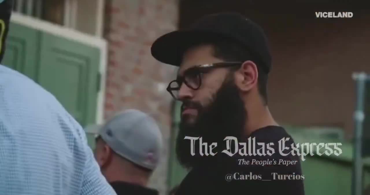 Arlington, Texas Mayor Jim Ross to a Christian preacher at an LGBTQ festival: “I’d f**k your old lady in the *ss.”   Seems totally normal and stable…  🎥 @Carlos__Turcios