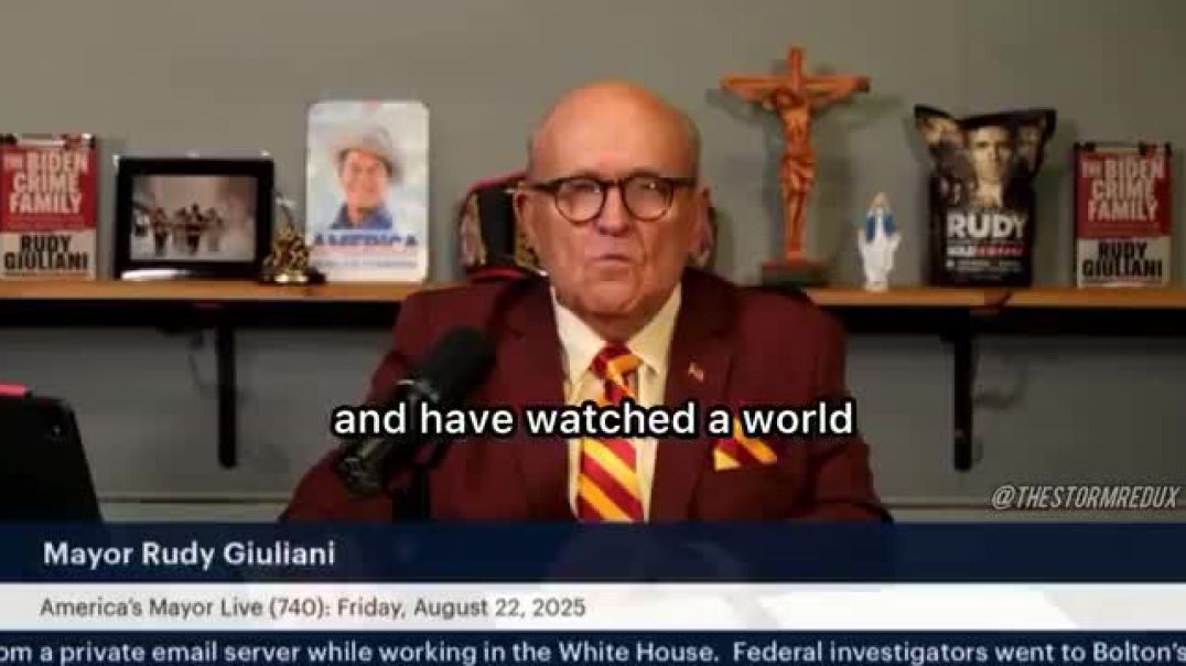 Rudy Giuliani’s heartfelt response to President Trump’s kind words today in the Oval Office 🙏🏼🇺🇸 “Thank you, Mr. President. Thank you…