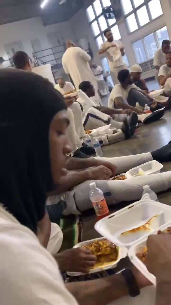 Usually Britain lags behind America, in this case it’s the other way around as The US reports a growing number of Islamists inside their jails.