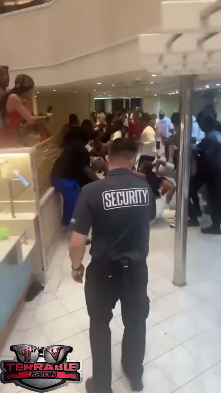 Meanwhile on Carnival Cruise…