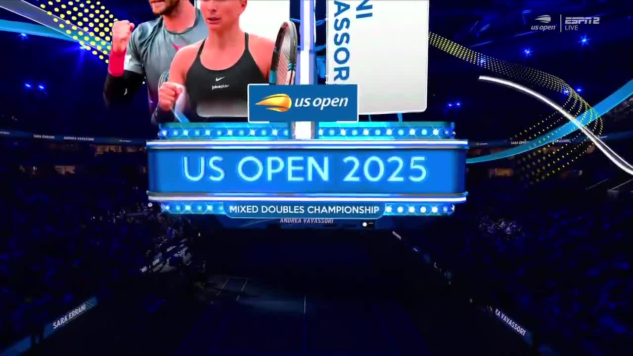 Sara Errani and Andrea Vavassori take on Iga Swiatek and Casper Ruud battle it out for the US Open Mixed Doubles Championship 🏆   📺 ESPN2